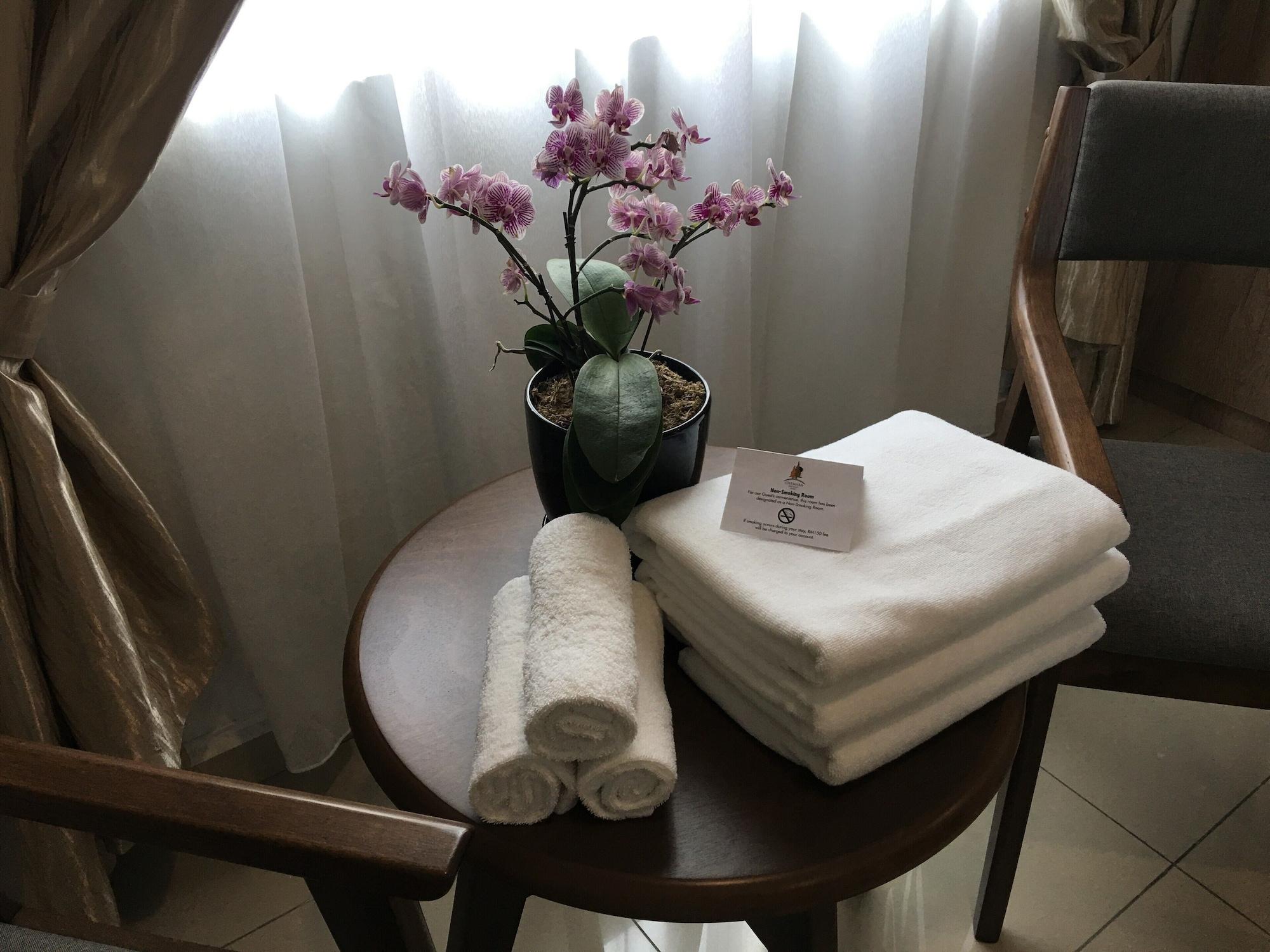 Chemara Boutique Hotel Miri Eksteriør billede